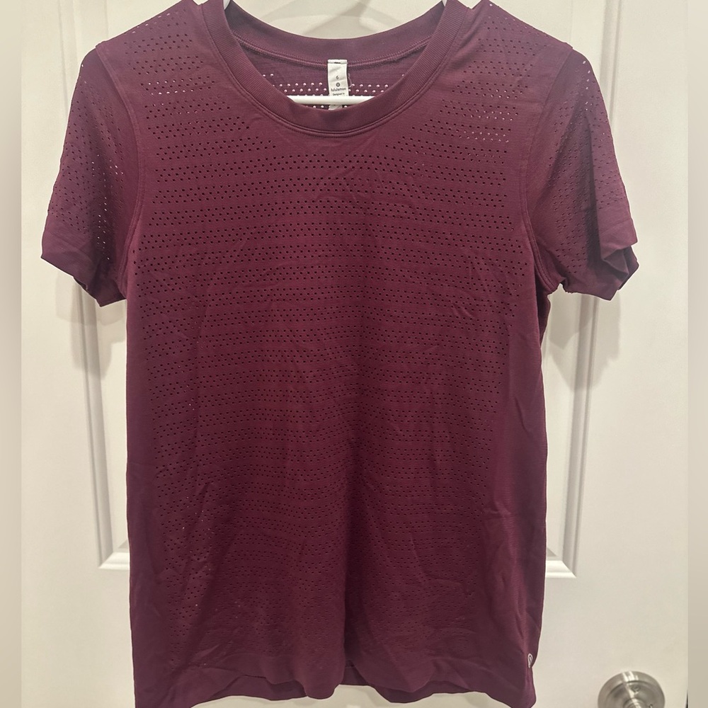 Lululemon Short Sleeve Mesh Workout Shirt